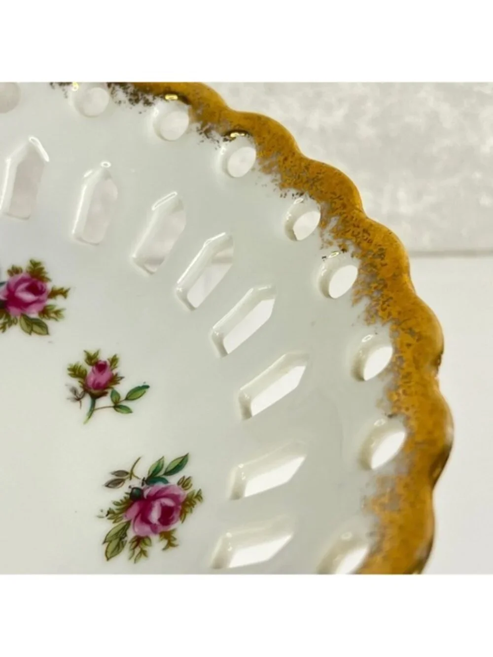 Fine China Footed Pedestal Dish Pink Rose Japan Gold Trim Compote Candy High Tea